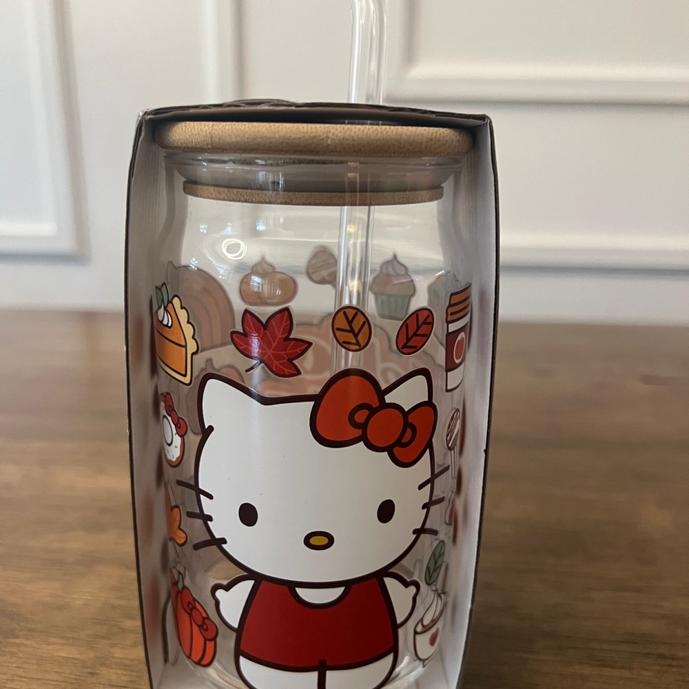 Hello Kitty fall glass cup